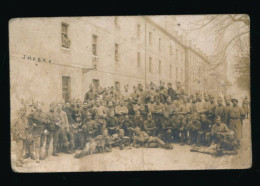 CP - Armée Caserne Militaires Soldats  Lieu à Identifier WW1 - J. Mobré Inscrit Sur La Carte - Casernes