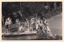 MERCURY GEMILLY CENTRE COLONIE DE LA BELLE ETOILE DIRIGE PAR L'ABBE GARIN 07/55 TAMIE LA TOILETTE PHOTO 9X6CM V61 - Lieux