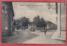 Carte Postale 38. Pusignan  Place De La Bascule   Très Beau Plan - Autres & Non Classés