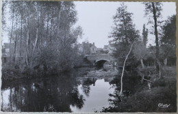 Carte Postale : 28 : Environs De BROU : L'Ozanne à YEVRES, Timbre En 1952 - Altri & Non Classificati