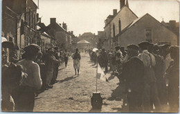 45 Fete à CHATILLON-sur-LOIRE - Carte-photo - Chatillon Sur Loire