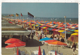 14. DEAUVILLE. CPSM. PROMENADE DES PLANCHES. + TEXTE - Deauville