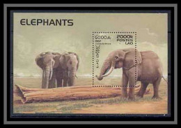 Laos 28 N° 139 Bloc Faune (Animals & Fauna) Elephant Cote 9.25 - Eléphants