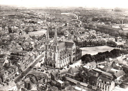 RECTO/VERSO - CPA - CHATEAUROUX - VUE AERIENNE M ROUSSEL - EGLISE SAINT ANDRE - PLACE VOLTAIRE - BEAU TIMBRE - Chateauroux