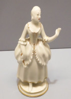 -STATUETTE PORCELAINE De LIMOGES Signée LUCIEN MICHELAUD FEMME ELEGANTE   E - Limoges (FRA)