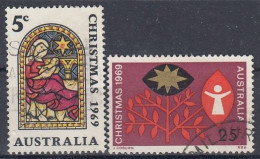 AUSTRALIA 422-423,used,falc Hinged - Noël