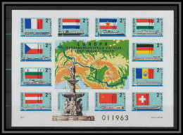 399 Hongrie (Hungary) - Y&t N°134 Drapeaux Flag Bateau Non Dentelé Imperf Cote 250 Europa 1977 Mi Block 128 B - Blocks & Sheetlets