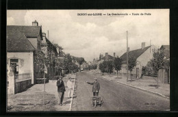 CPA Bonny-sur-Loire, La Gendarmerie, Route De Paris  - Autres & Non Classés