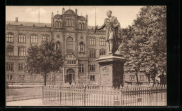 AK Rostock, Universität Mit Blücher-Denkmal  - Rostock