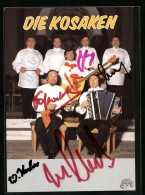 AK Musiker Der Gruppe Die Kosaken Mit Instrumenten, Autograph  - Musica E Musicisti