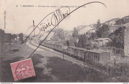 47) ASTAFFORT - ARRIVEE DU TRAIN - VUE GENERALE DE LA VILLE - 1903 - Astaffort
