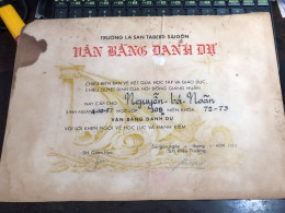 SOUTH Vietnam Sells Paper Certificate Of Merit During The Republic Of Vietnam Period-certificate Of Entry And Exit Certi - Autres & Non Classés