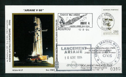 Espace 1994 08 10 - CNES - Ariane V66 - Pochette Complète - Europe