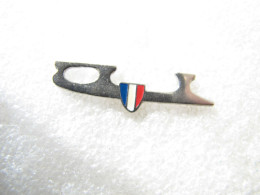 PIN'S    PATIN   A GLACE   FRANCE - Winter Sports