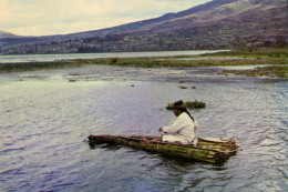 Ecuador, IMBABURA, Indio Otavaleño En El Lago San Pablo, Indian (1980s) Postcard - Ecuador