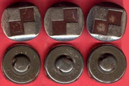 ** LOT  3  BOUTONS  GERMANY ** - Bottoni