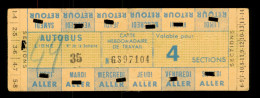 RATP Paris Ticket Metro Autobus Carte Hebdomadaire De Travail  Ligne 49 Valable 4 Sections ( Format 5cm X 14,5cm ) - Europe