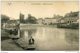 LE BASSIN DU CANAL BEAU PLAN DE PENICHES ANIMATION - Bourges