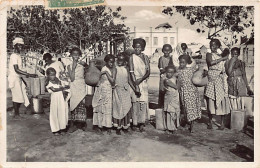 Djibouti - Femmes Somalies à La Fontaine - Ed. Bertrand & Cie 27 - Djibouti