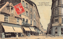 LA FERTÉ MACÉ (61) La Rue D'Hatvie - Produits Julien Damoy - Bazar Bon Marché - A La Maison De Paris - Ed. L. Orhant Car - La Ferte Mace