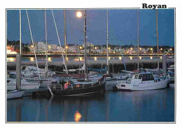 17 - Royan - Le Port Et La Plage Au Clair De Lune - Bateaux - Flamme Postale - CPM - Voir Scans Recto-Verso - Royan