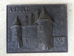 TAQUE - PLAQUE EN FONTE - CHATEAU D'ASPELT , LUXEMBOURG - Ferronnerie