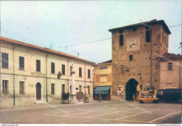 P514 Cartolina Ceresara Piazza Castello  Provincia Di Mantova - Mantova