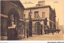 AKBP1-0033-ROYAUME-UNI - LONDON - The Horse Guards - Whitehall - Whitehall