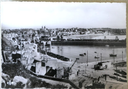 Carte Postale : 50 : GRANVILLE : Vue Générale Du Port, Timbre En 1954 - Granville