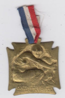 Médaille En Métal Lalique -  Orphelinat Des Armées - Frankreich