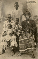 557.....CONAKRY. Famille Soussous - Französisch-Guinea