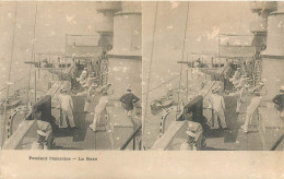 CPA Thèmes > Thèmes > Cartes Stéréoscopiques Stéréo Pendant L'exercice La Boxe - ETAT - Marine - Militaria - Stereoskopie