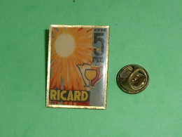 Pin's / TB6ee  : Ricard - Boissons