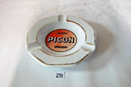 C293 Ancien Cendrier - PICON AMER CURACAO - Altri & Non Classificati