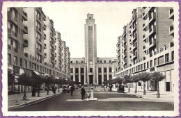 *CPA - 69 - VILLEURBANNE - Les Gratte-ciel - L'Hôtel De Ville - Villeurbanne