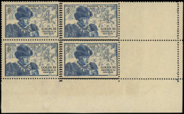 ** VARIETES - 743   Journée Du Timbre 1945, BLOC De 4 Cdf Avec Jolie Variété De PIQUAGE DOUBLE, TTB - Ongebruikt