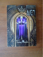 Thierry Mugler Alien échantillon Carte Vaporisateur Révèle La Lumière Et La Force Créatrice De Chaque Femme - Perfume Samples (testers)