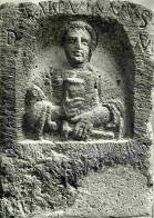 Art - Antiquités - Autun - Musée Rolin - Stèle Gallo-romaine - Personnage Avec Un Marteau - CPM - Voir Scans Recto-Verso - Ancient World