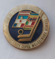 Hockey -Official Pin, Badge IIHF World Championship U20 1997 Group B Ukraine - Sports D'hiver