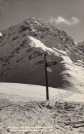ST.JOHANN In Tirol, Harschbühel Mit Kitzbühlerhorngipfel, Schöne 3-Farben Trachten-Frankatur, Um 1960 - St. Johann In Tirol