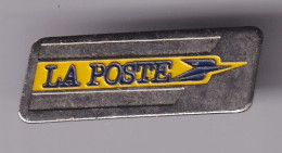 Pin's La Poste L' Emblème  Réf 8744 - Correo