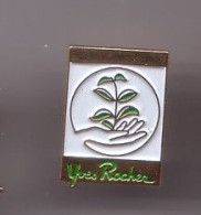 Pin's Yves Rocher Réf 1174 - Parfums