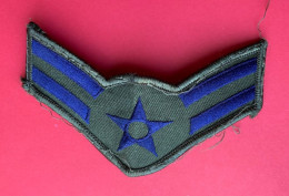 MILITARY PATCH US AIR FORCE RANK GREEN BLUE AIRMAN FIRST CLASS NEW,8015 - Ecussons Tissu