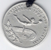 DDR Seltene Medaille "II. Bezirkskultur- Und Sportfest Dresden 1962" Alu. An Orig. Lederband, I-II - GDR