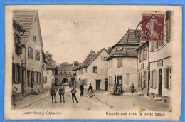 67 - Bas Rhin - Lauterbourg - Grande Rue Avec La Porte Basse (N15983) - Lauterbourg