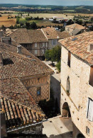 47 - Monflanquin - Maisons à Pans De Bois - CPM - Voir Scans Recto-Verso - Monflanquin