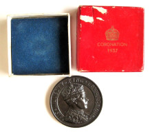 Médaille Et Sa Boite D’origine . Edward VIII Coronation Medal Crowned 1937, Gravée Par Britis - Royaux/De Noblesse