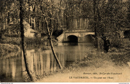 N°26136 Z -cpa Le Vaudreuil -un Pont Sur L'Eure- - Le Vaudreuil