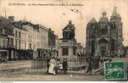 N°26173 Z -cpa Le Neubourg -la Place Dupont De L'Eure- - Le Neubourg