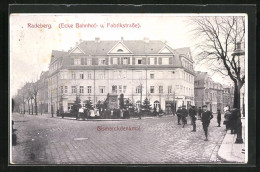 AK Radeberg, Bismarckdenkmal An Der Ecke Bahnhof- Und Fabrikstrasse  - Radeberg